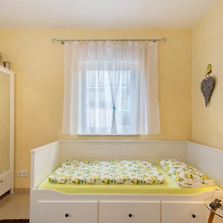 Apartment Am Keltenberg - La Stella Glauburg