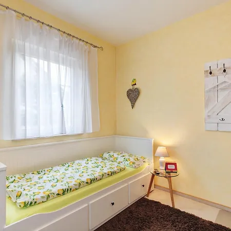 Am Keltenberg - La Stella Apartment Glauburg